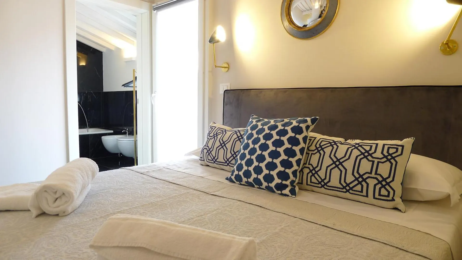 Pietro Apartment Florence Italy